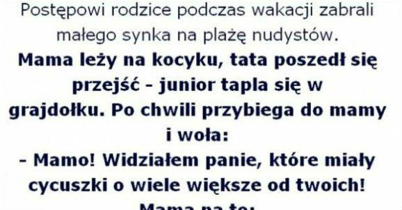 Rodzina na plaży nudystów 