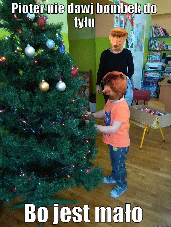 Ubieranie choinki :D 