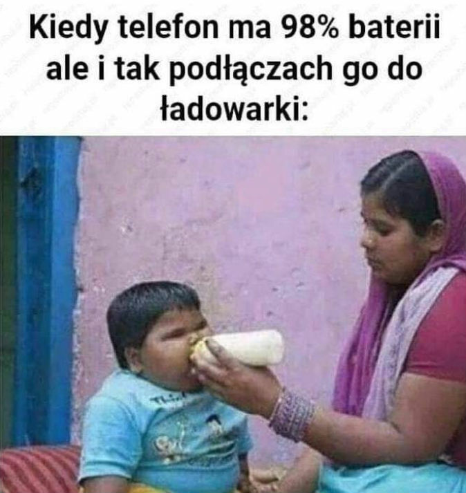 Ładowanie telefonu :D 