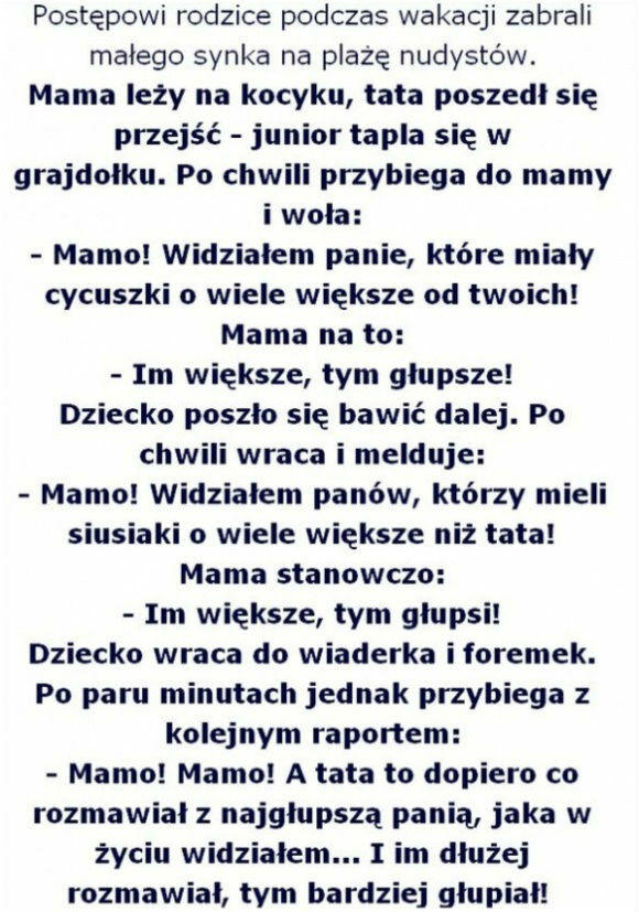 Rodzina na plaży nudystów 